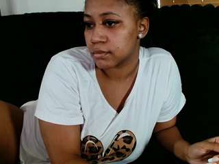deayanicole1 webcam