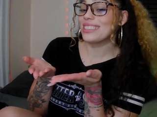 sapphirestorm8 webcam