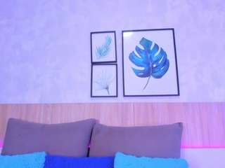 alanna-hank Live Webcam on CamSoda