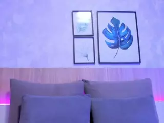 Alanna-Hank's Live Sex Cam Show