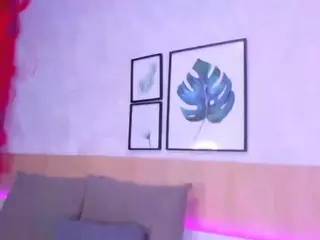 Alanna-Hank's Live Sex Cam Show