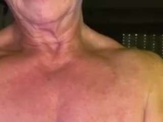 brianabourne, female webcam model,  years old, on live webcam