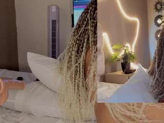 mariajoseebony Live Webcam on CamSoda