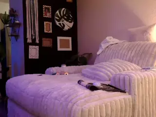 Hailey's Live Sex Cam Show