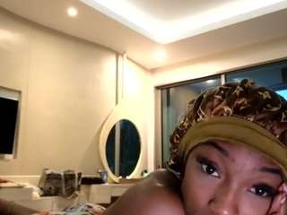 Explore Niviawolfe's stunning stream for enticing hotness niviawolfe from CamSoda