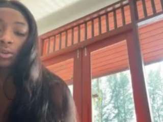 niviawolfe Live Webcam on CamSoda