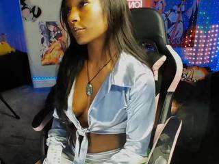 niviawolfe Live Webcam on CamSoda