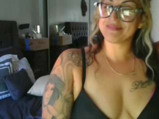 lovelala69's CamSoda show and profile