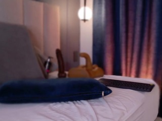 Live webcam model nina-rose on Soda Cams