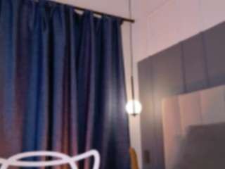 Live webcam model nina-rose on Soda Cams