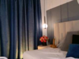 nina-rose Live Webcam on CamSoda