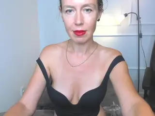 Brenda Cain's Live Sex Cam Show