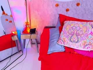 Estrella-Harryson live cam preview
