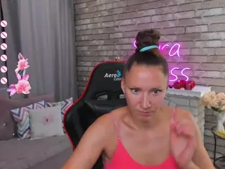 SarahCoksss's Live Sex Cam Show