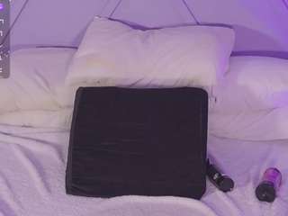 Emma live webcam show