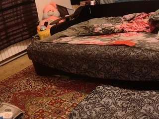 le modèle juicyfruittt est en webcam porno dans un show sur le site camsoda, il possède les tags suivants: anal,fetish,tease,strip,solo,natural,living room,grey eyes,ass,flashing,feet,dildo,control,blowjob,black hair,bj,bedroom,asshole,bbw,big ass