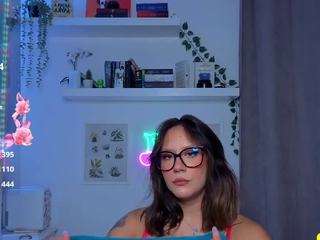 marinalovesyou Live Webcam on CamSoda