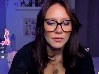 marinalovesyou from CamSoda is Freechat