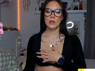 marinalovesyou Live Webcam on CamSoda