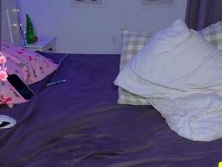 marinalovesyou Live Webcam on CamSoda