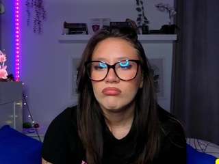 marinalovesyou Live Webcam on CamSoda