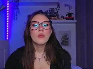 Live webcam model marinalovesyou on Soda Cams