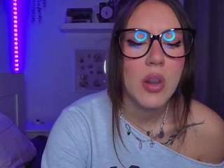 Live webcam model marinalovesyou on Soda Cams