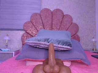 gaby-leonnn live cam profile