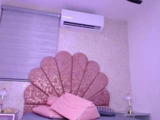 le modèle gaby-leonnn est en webcam porno dans un show sur le site camsoda, il possède les tags suivants: amateur,anal,young adult,toys,teen-18,tease,tattoos,strip,spank,robe,pussy,orgasm,lovense,lingerie,fetish,dildo,cum,brown eyes,blowjob,bikini