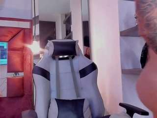 katadelafontaine Live Webcam on CamSoda