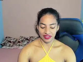 nahomy-hot69's Live Sex Cam Show