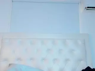 Sophia Harper's Live Sex Cam Show