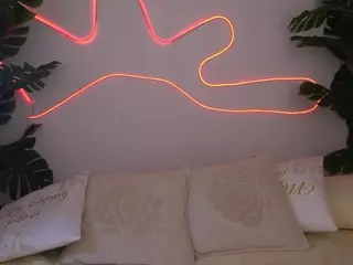 MissViviennn's Live Sex Cam Show