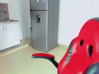 alexandra-sexx live cam profile