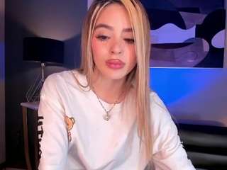 juanitaclay Live Webcam on CamSoda