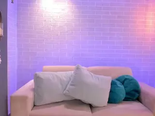 JuanitaClay's Live Sex Cam Show