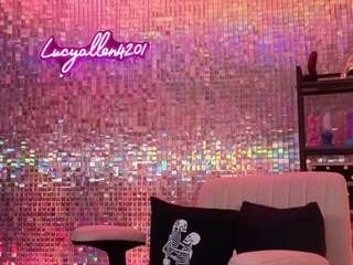 lucyallen4201 webcam