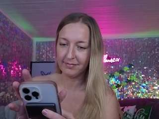 lucyallen4201 webcam