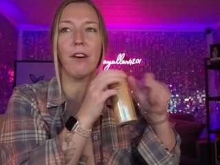 lucyallen4201 webcam