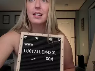 LucyAllen4201's Live Sex Cam Show
