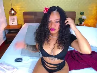 choco-milf's Live Sex Cam Show