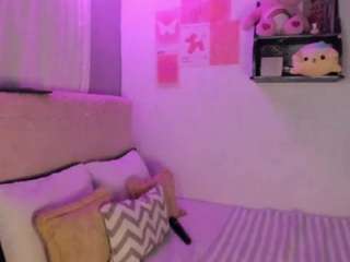 saraa69 Live Webcam on CamSoda