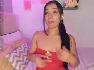 Sara Moore's Live Sex Cam Show