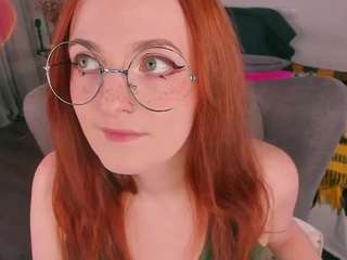 alice-cuteperv Live Webcam on CamSoda