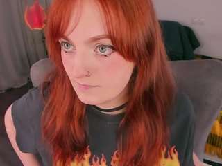 alice-cuteperv webcam
