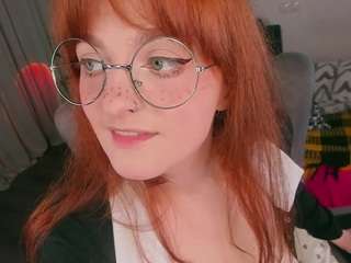 alice-cuteperv Live Webcam on CamSoda