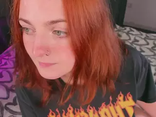 Alice-CutePerv's Live Sex Cam Show