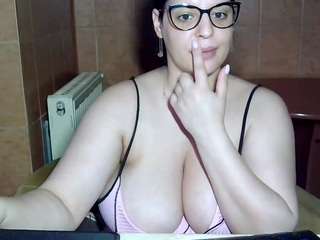 Cataleyaangel's cam show statistics and live stream