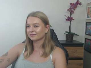 Hd, Blonde hair, Young adult, Voyeur, Teen 18, Normal, Full nudity, Fetish,..., adult chatting 5