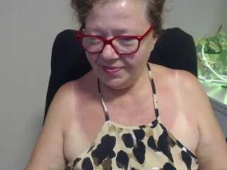 flirtyadele webcam